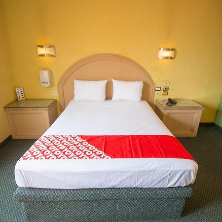 Auto Hotel Hacienda Arriba Λεόν Εξωτερικό φωτογραφία