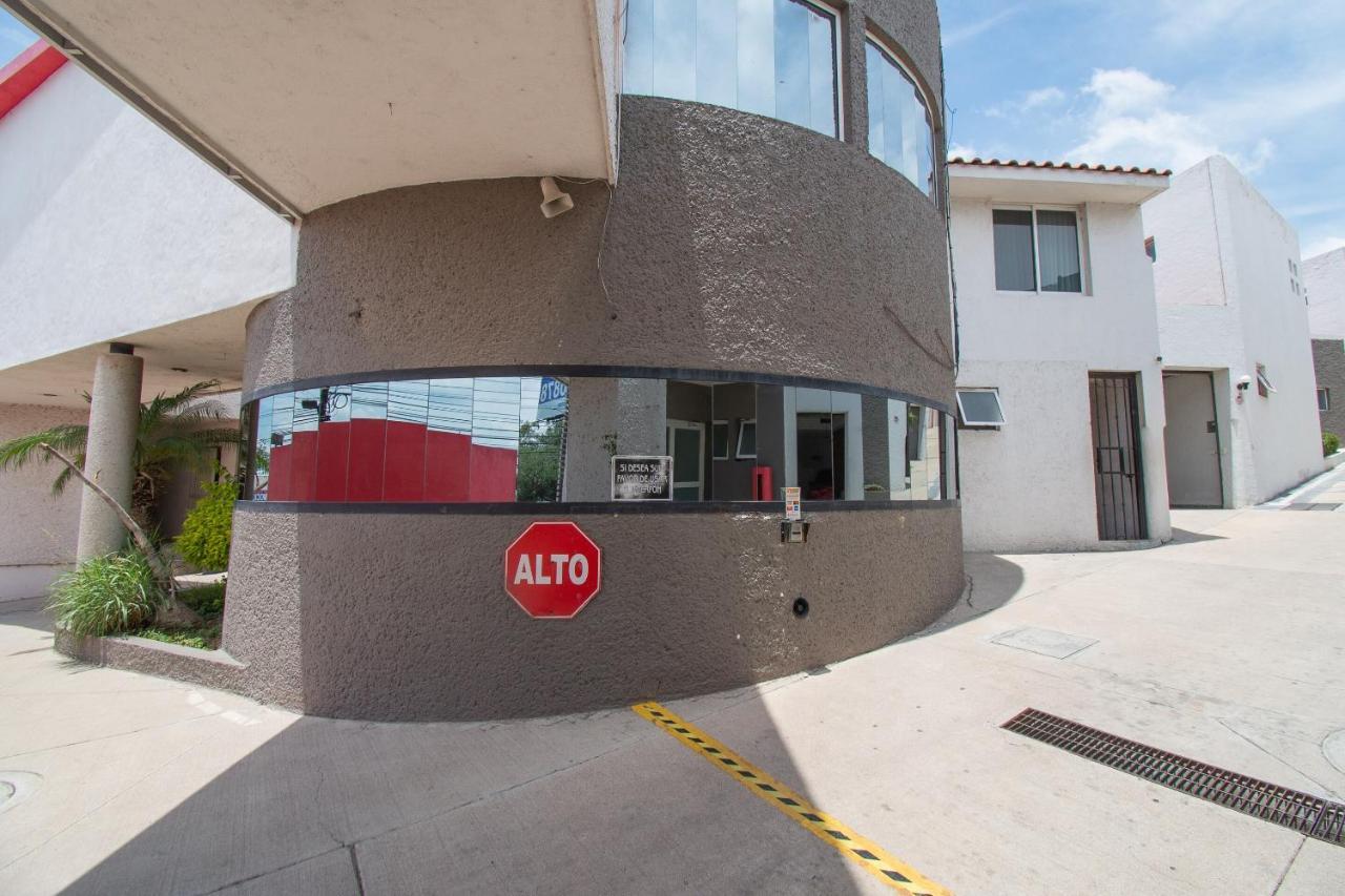 Auto Hotel Hacienda Arriba Λεόν Εξωτερικό φωτογραφία